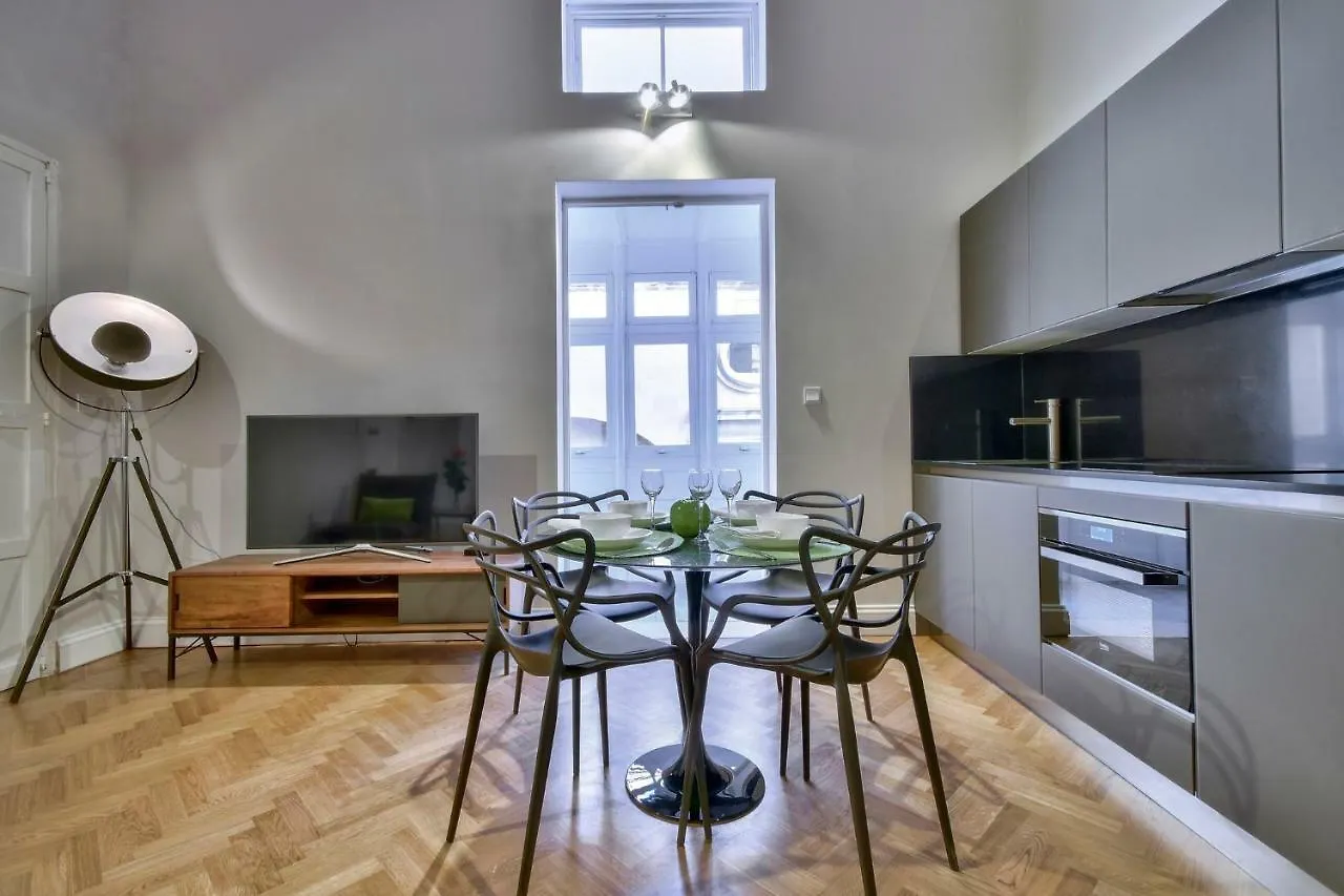 Mint Suite No2 Valletta